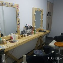 杭州高教园区摄影团购新体验 锁定快照摄影优惠礼包